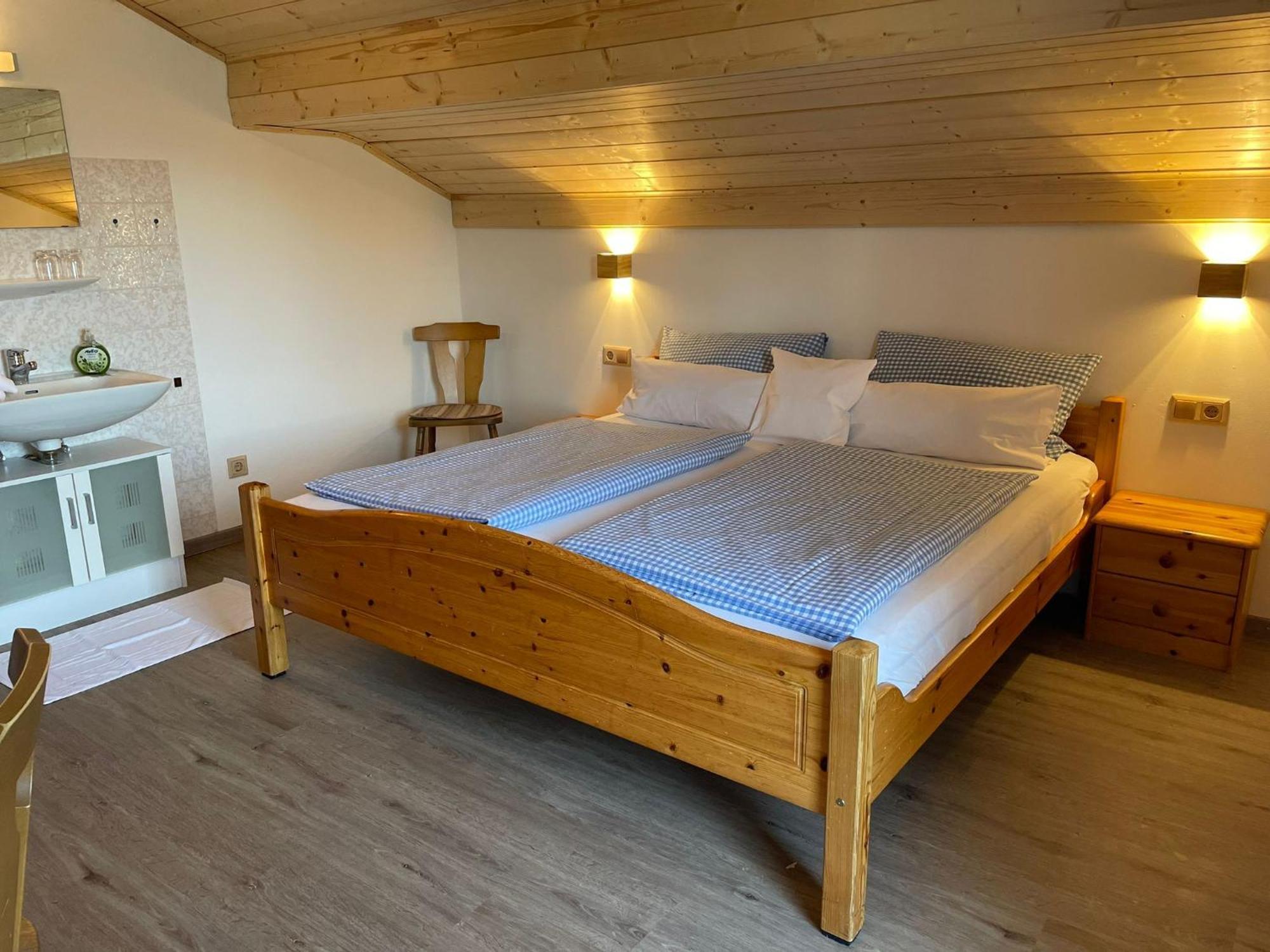 Zum Bergbauer Mittenwald Exterior foto